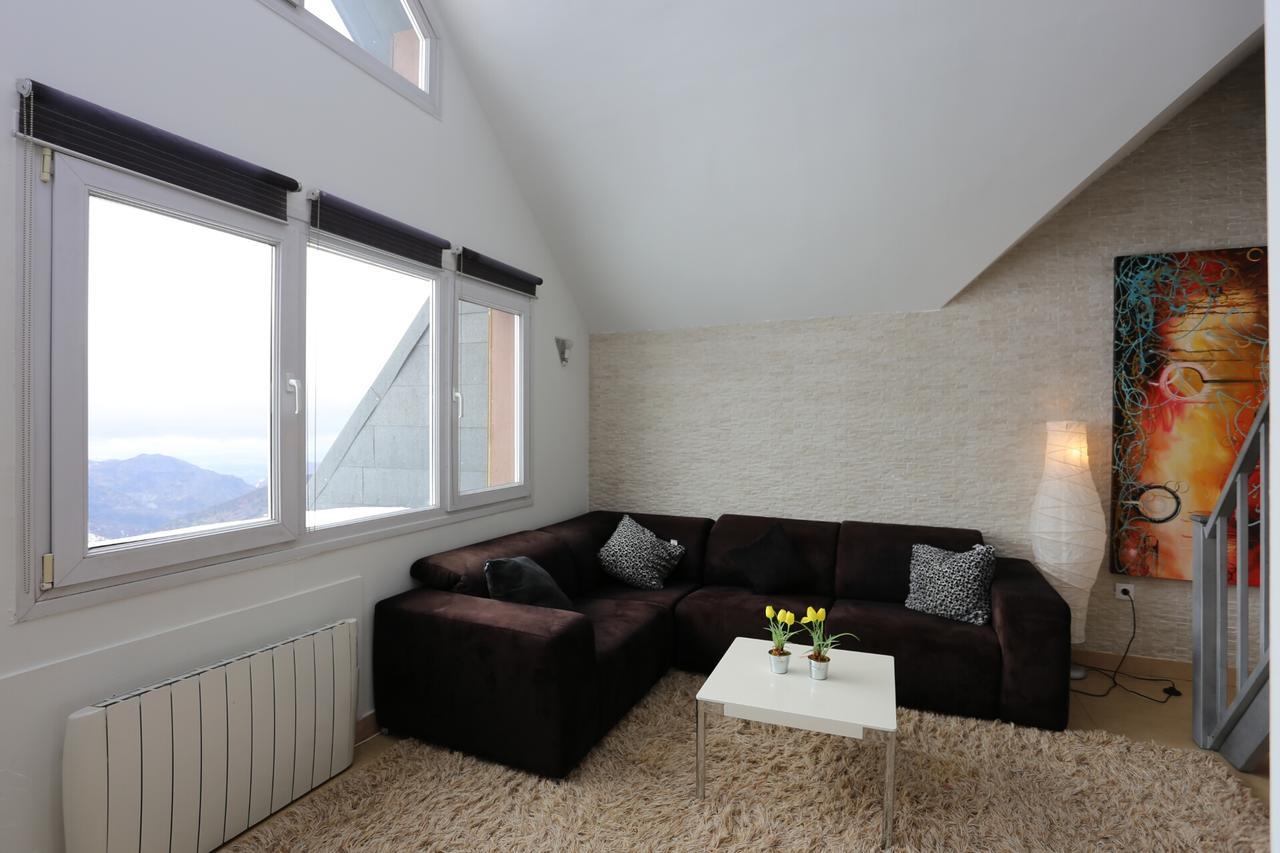 Miramar Ski A Pie De Pista - Atico Duplex , 4 Habitaciones سْييرا نيفادا المظهر الخارجي الصورة